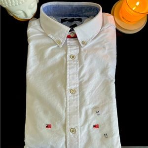 Tommy Hilfiger Men’s Button Down